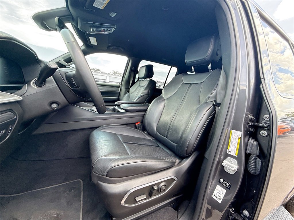 Used 2023 Jeep Wagoneer L Series II image 23