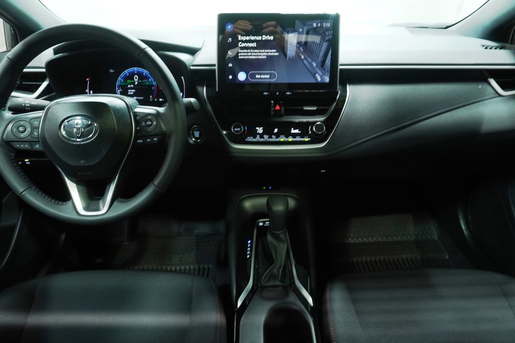 Used 2025 Toyota Corolla SE w/ SE Premium Package FWD image 16