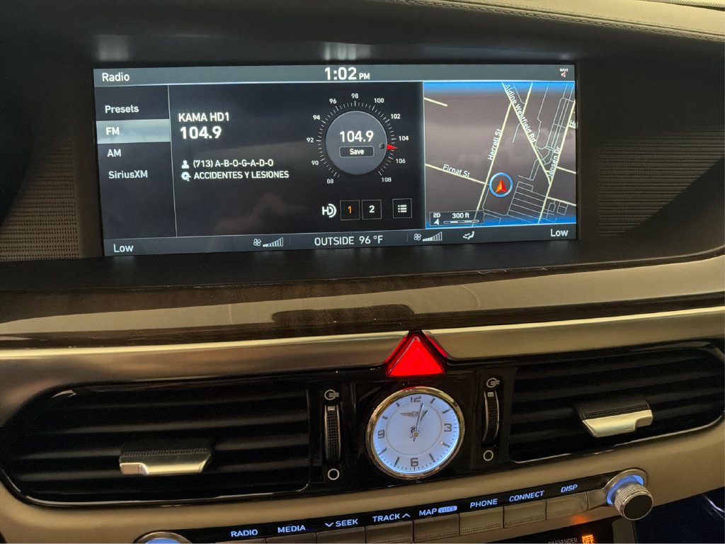 Used 2018 Genesis G90 3.3T Premium RWD image 35