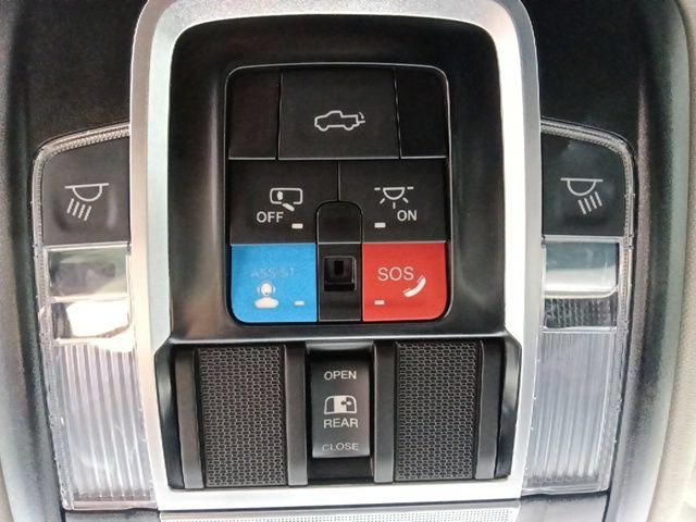Used 2024 RAM 2500 Laramie AWD/4WD image 29