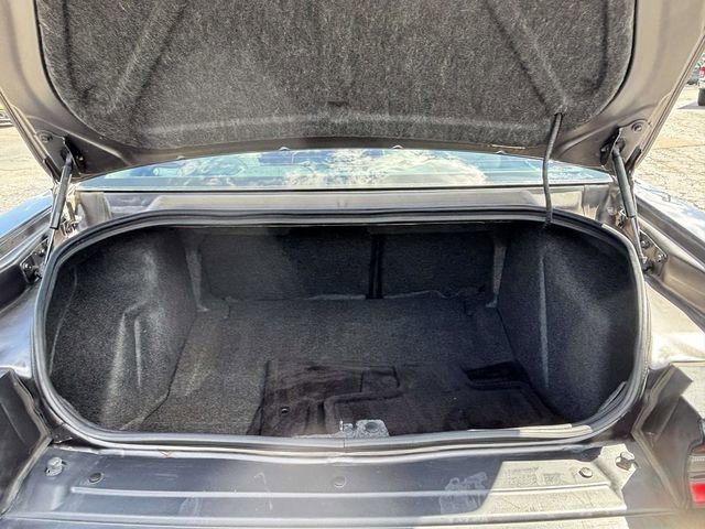 Used 2019 Dodge Challenger SXT RWD image 29