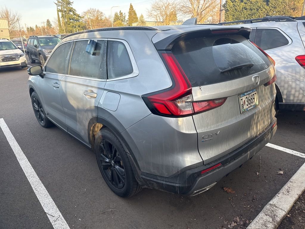 Used 2024 Honda CR-V Sport Touring image 2