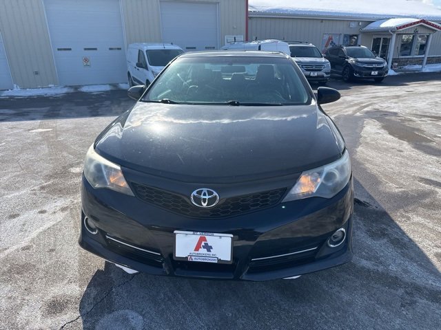 Used 2014 Toyota Camry SE image 8