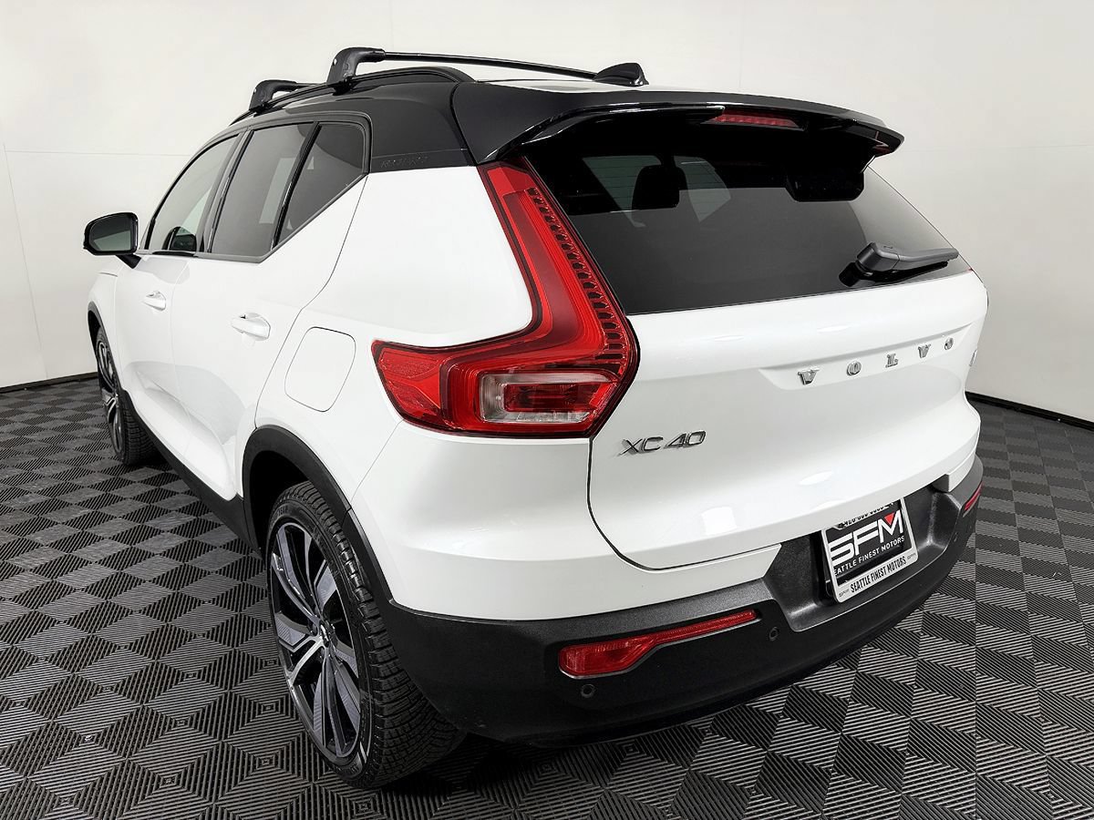 Used 2021 Volvo XC40 P8 Recharge w/ Advanced Package AWD/4WD image 7