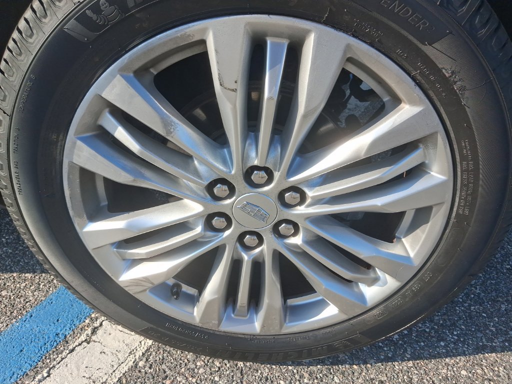 Used 2018 Cadillac XT5 Premium Luxury AWD/4WD image 15