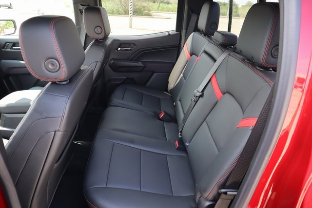 New 2025 Chevrolet Colorado Z71 w/ Technology Package image 12