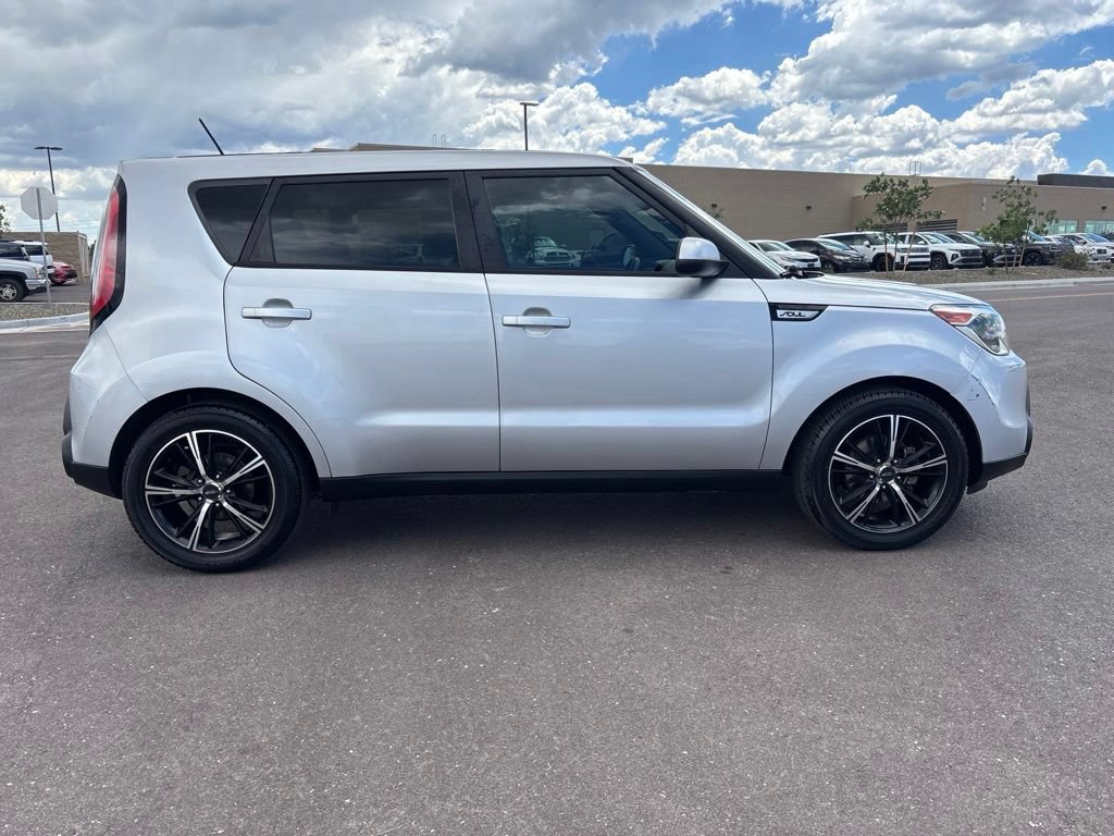 Used 2015 Kia Soul + FWD image 4