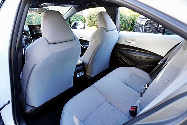 Used 2024 Toyota Corolla SE image 16