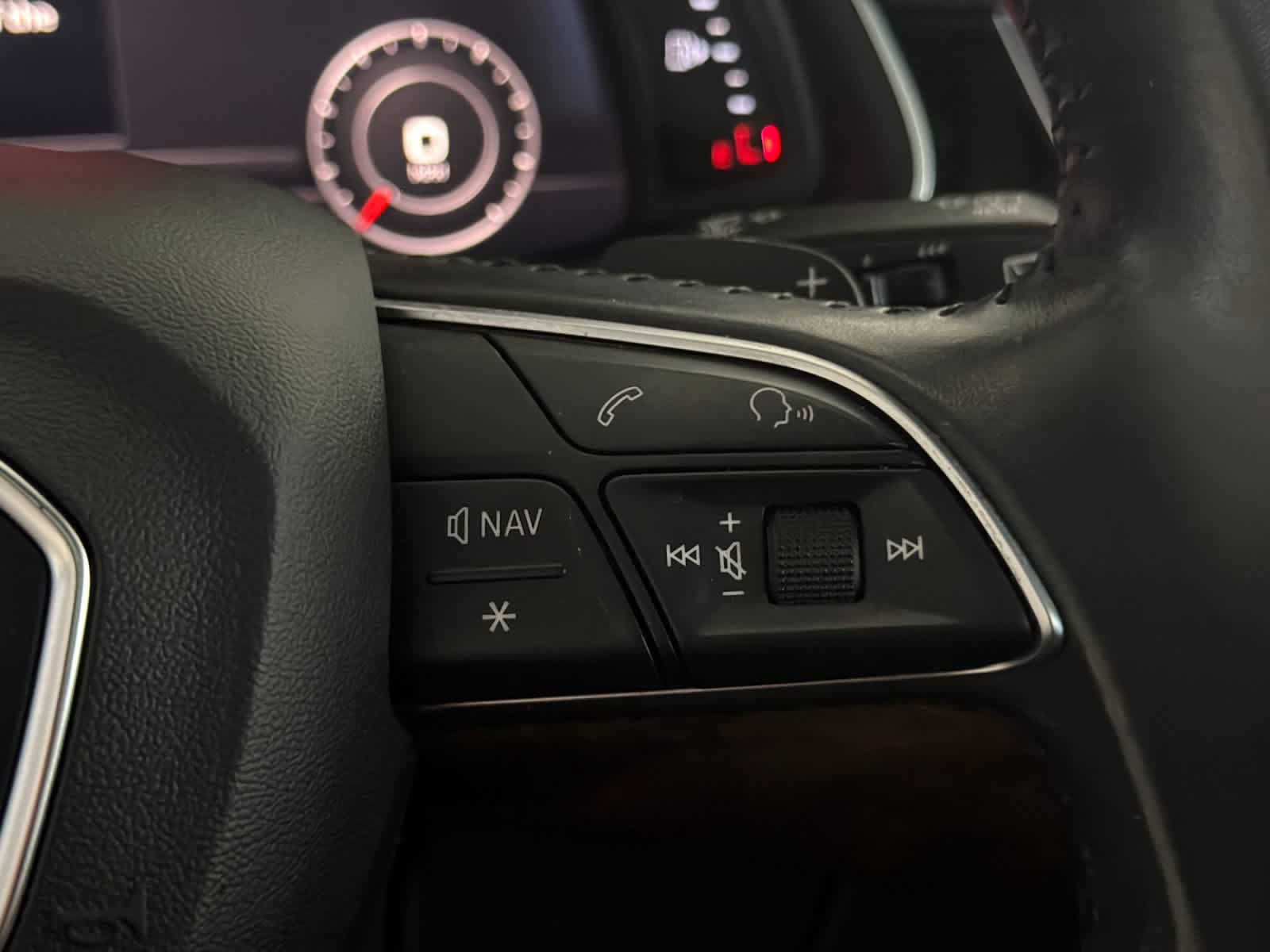 Used 2019 Audi Q7 3.0T Premium Plus w/ Premium Plus Package AWD/4WD image 28