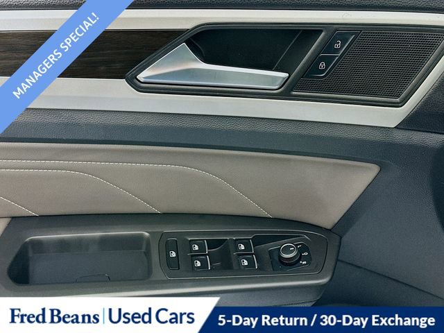 Certified 2022 Volkswagen Atlas SE w/ Panoramic Sunroof Package image 17