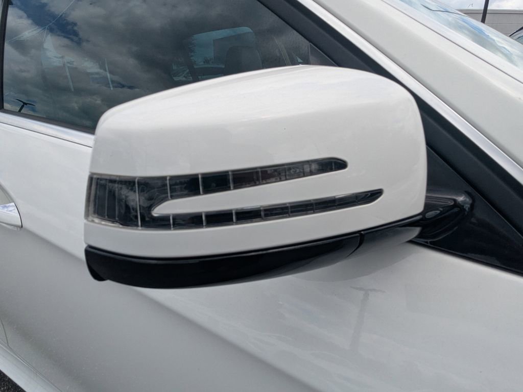 Used 2016 Mercedes-Benz E 350 Sedan image 22