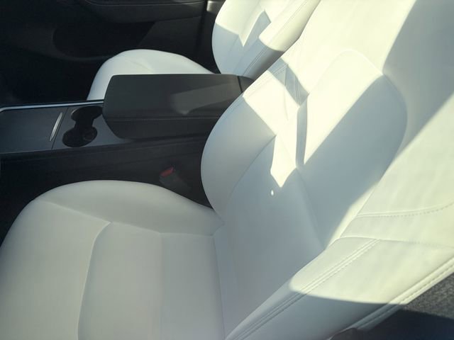 Used 2024 Tesla Model Y Long Range image 5