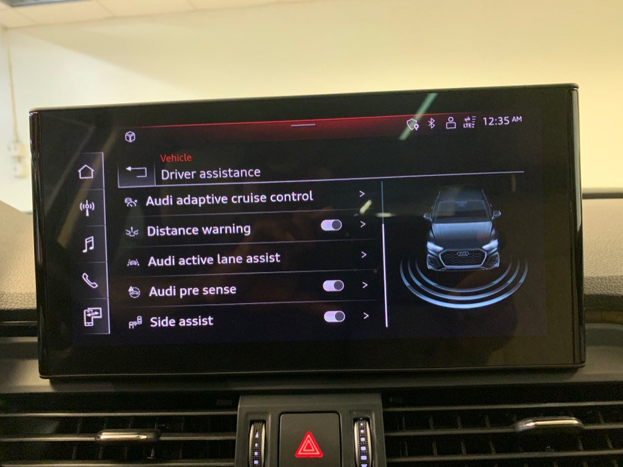Used 2023 Audi Q5 2.0T Premium w/ Convenience Package AWD/4WD image 32