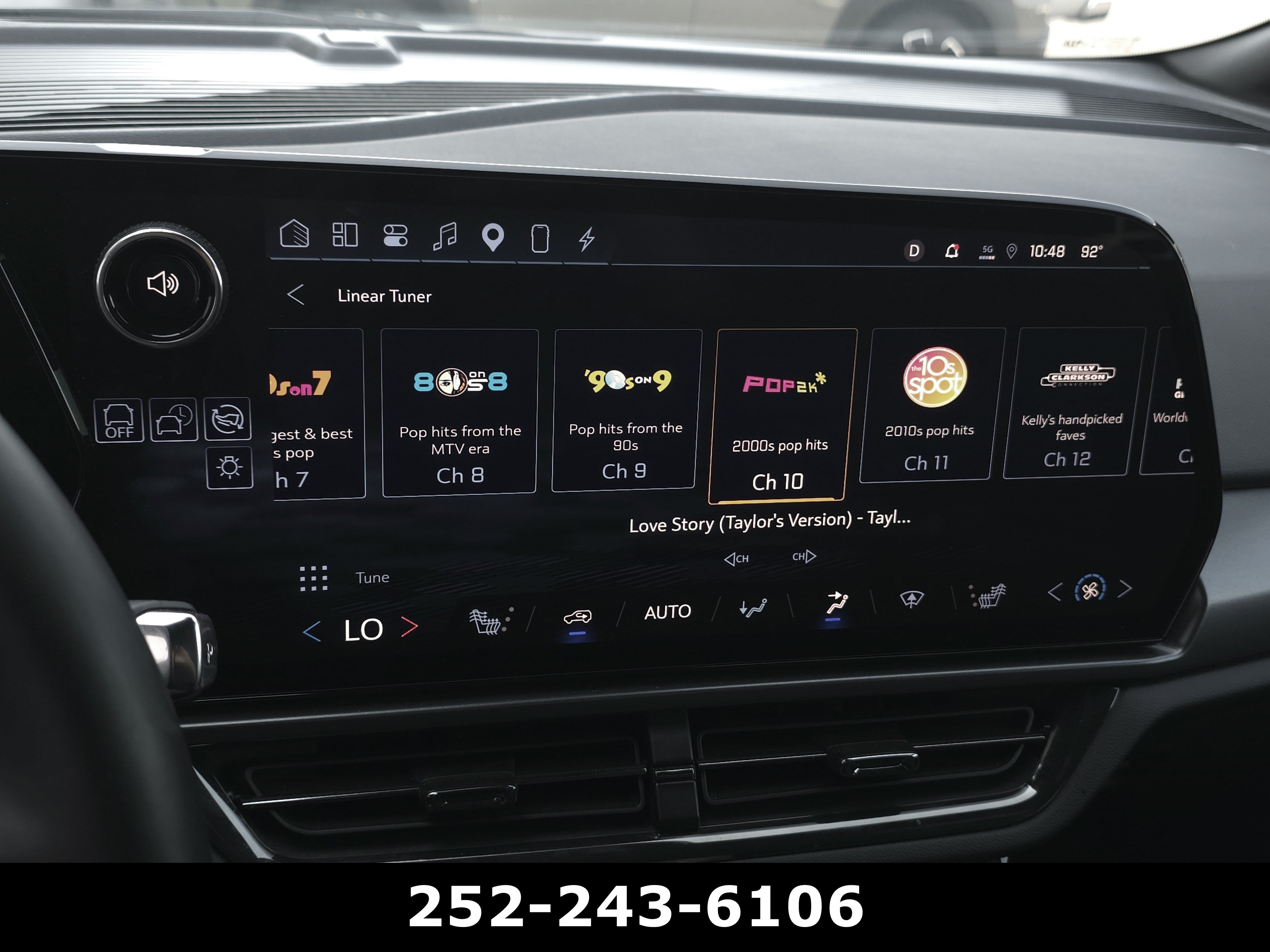 Used 2024 Chevrolet Equinox EV RS FWD image 17