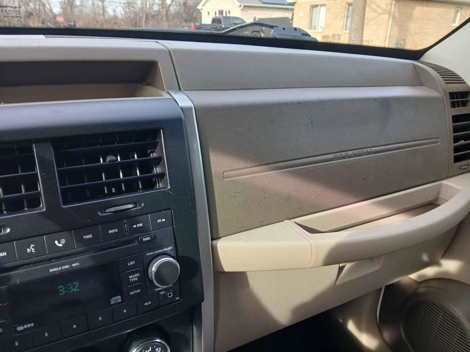 Used 2008 Jeep Liberty Sport w/ Popular Equipment Group image 10