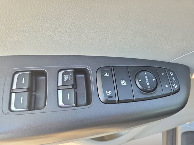 Used 2020 Kia Sportage LX w/ LX Popular Package image 17