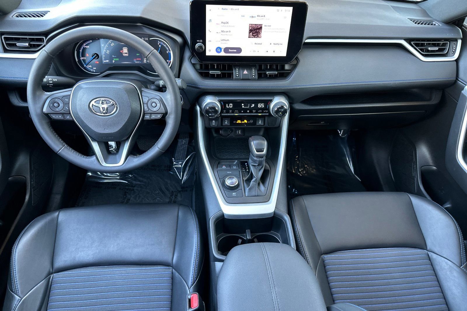 Used 2024 Toyota RAV4 XSE w/ Weather Package AWD/4WD image 14
