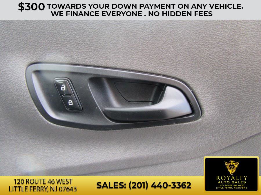 Used 2020 Ford Transit 250 Medium Roof w/ Load Area Protection Package image 37