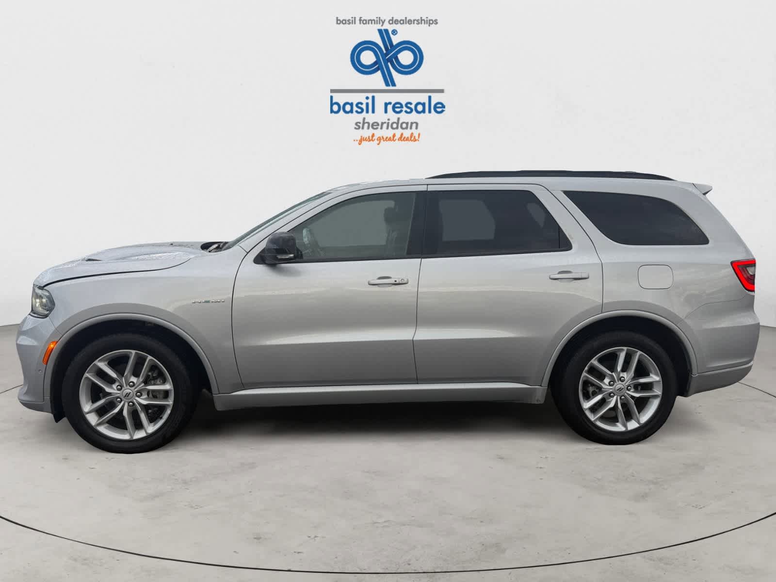 Used 2025 Dodge Durango R/T AWD/4WD image 3
