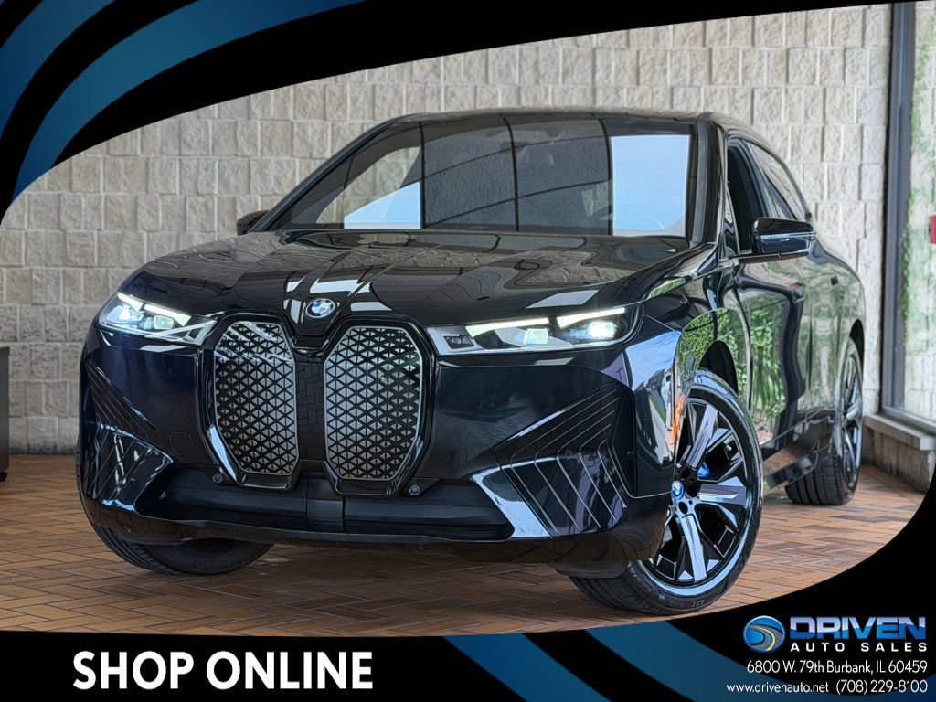 Used 2023 BMW iX xDrive50 w/ Sport Package AWD/4WD image 1