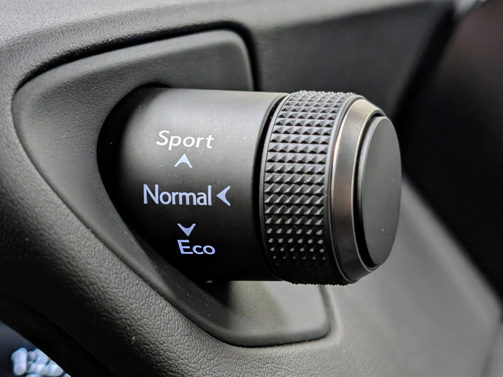 Used 2019 Lexus UX 250h F Sport w/ F Sport Premium Package image 36