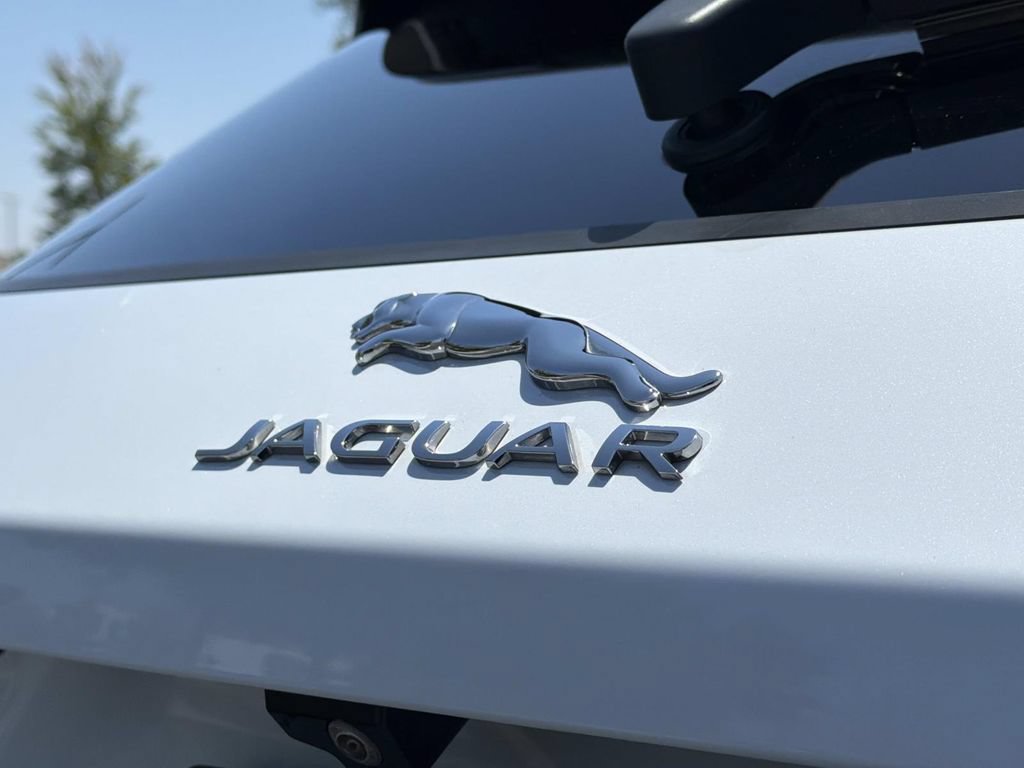 Used 2021 Jaguar F-PACE AWD/4WD image 28