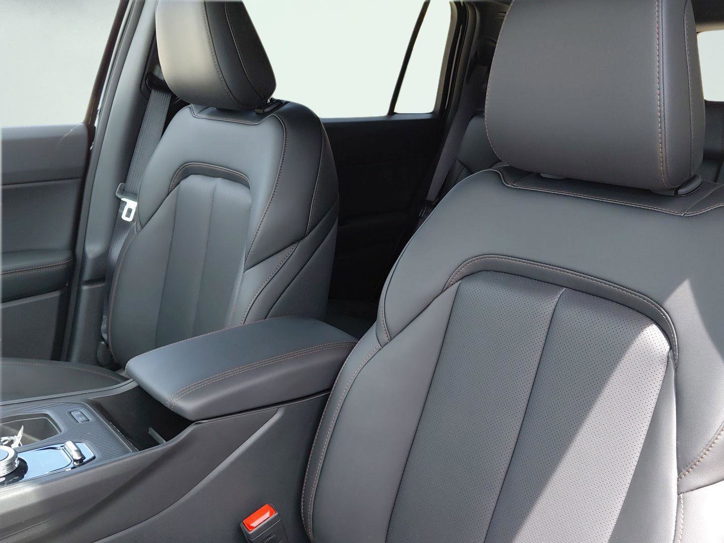New 2026 Jeep Cherokee Limited AWD/4WD image 9
