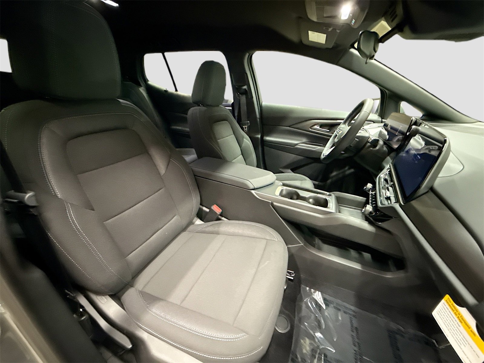 New 2026 Chevrolet Equinox EV LT w/ Comfort Package image 28