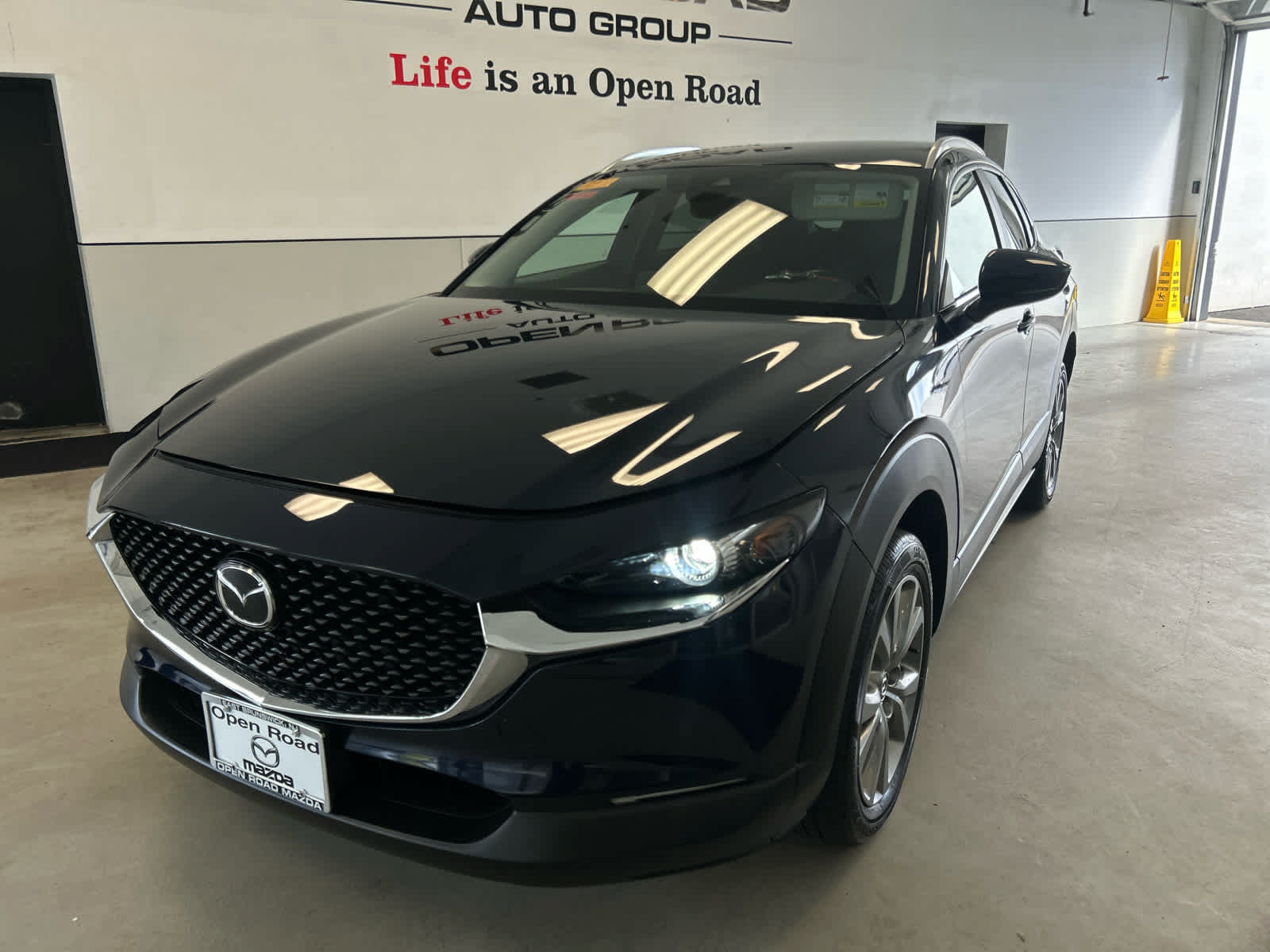 Certified 2023 MAZDA CX-30 AWD 2.5 S w/ Select Package image 1