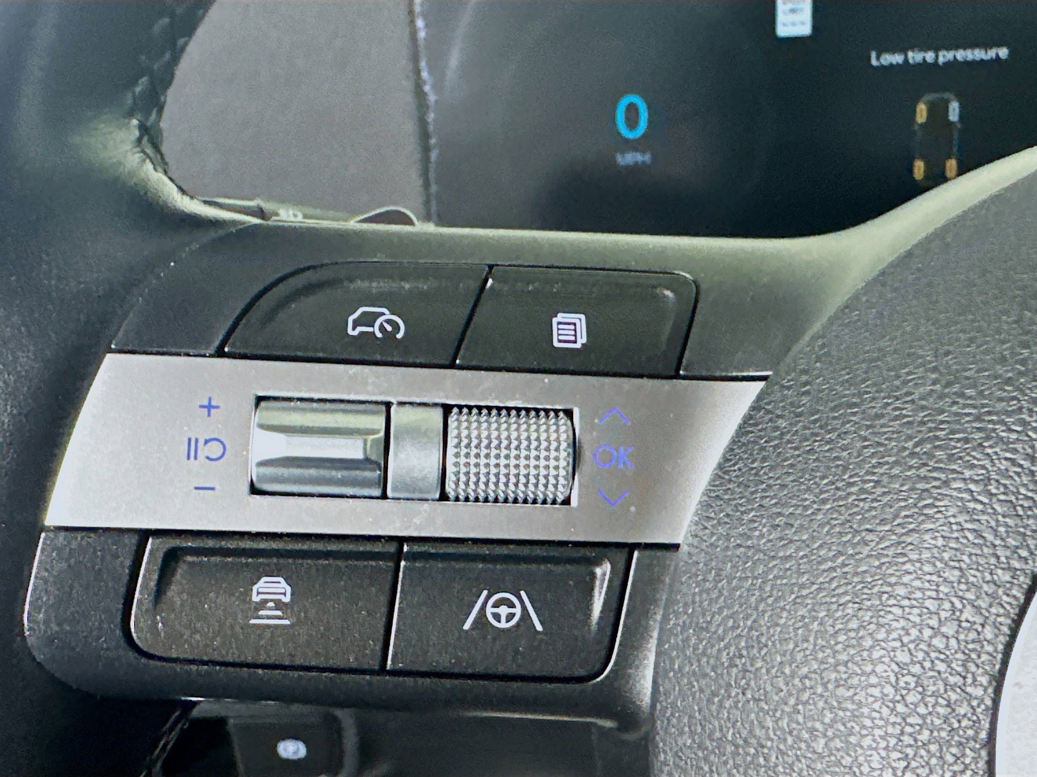 Used 2024 Hyundai Kona SEL image 16