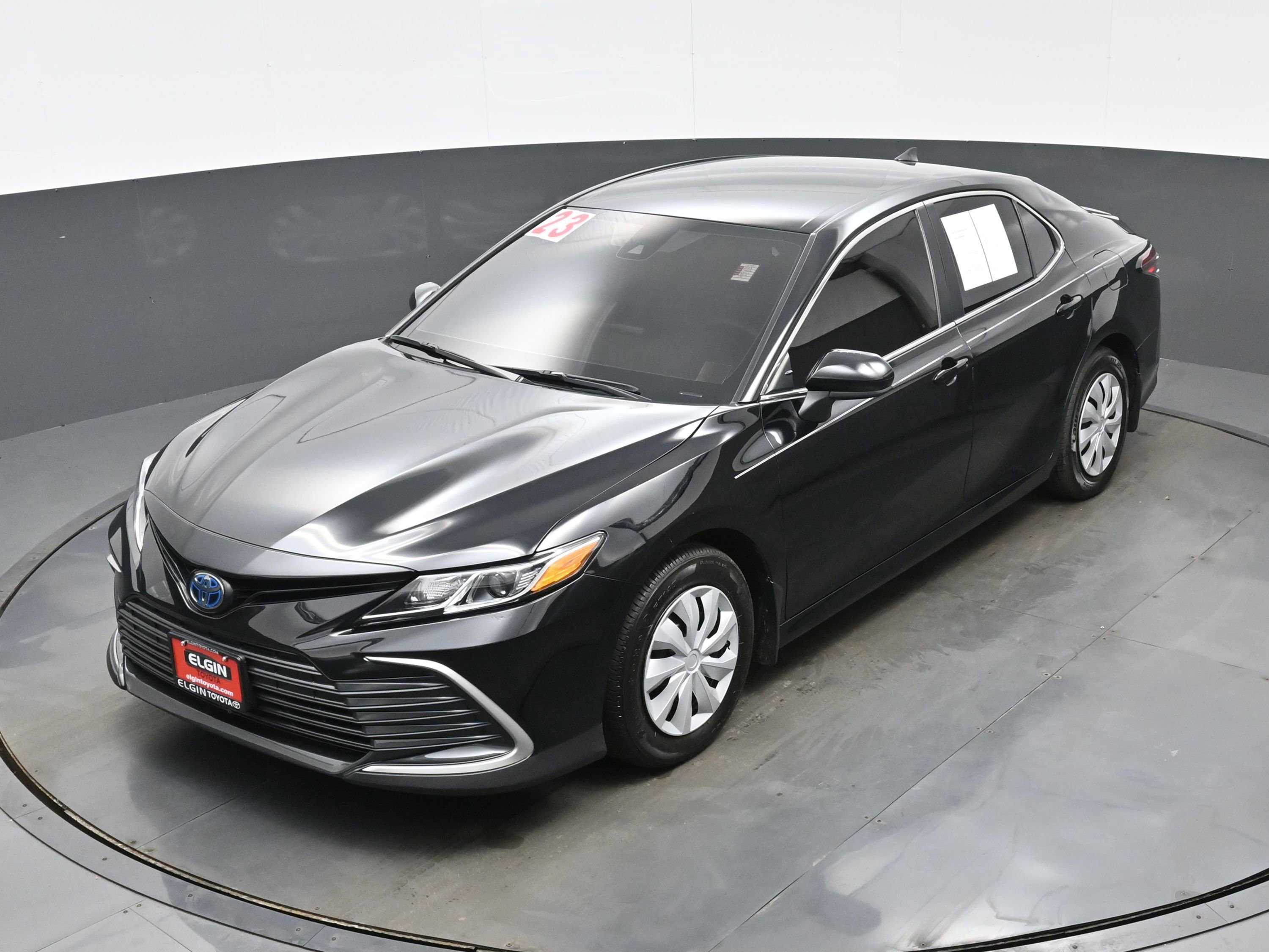 Used 2023 Toyota Camry LE image 36