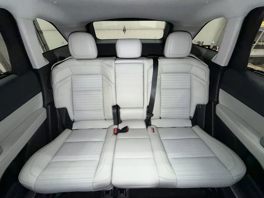 Used 2026 Lincoln Nautilus Reserve AWD/4WD image 26
