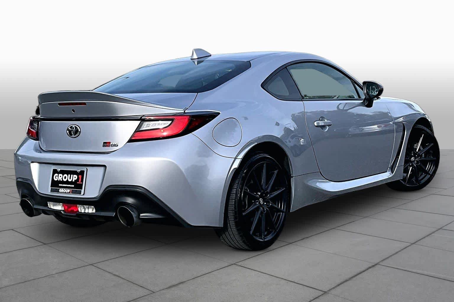 Used 2023 Toyota GR86 Premium RWD image 13