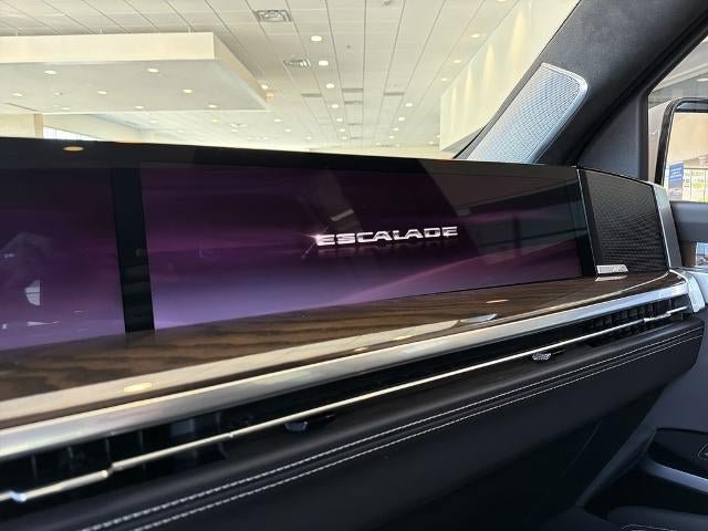 Certified 2026 Cadillac Escalade Platinum Sport w/ LPO, ONYX Package AWD/4WD image 31