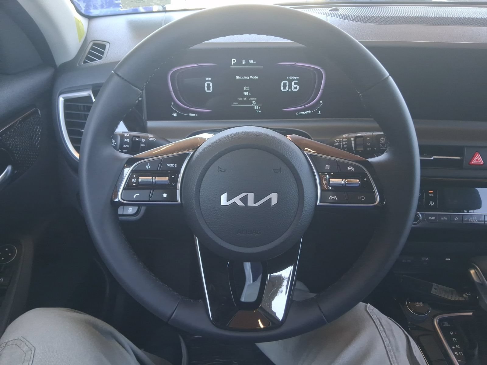 New 2026 Kia Seltos S FWD image 8