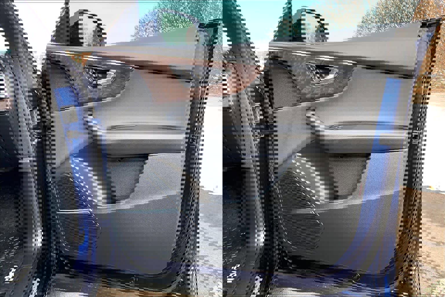 Used 2019 Audi Q8 Premium Plus image 23