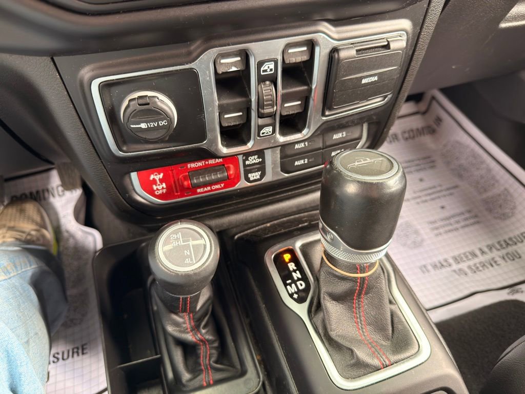 Used 2020 Jeep Gladiator Rubicon w/ Advanced Safety Group image 49