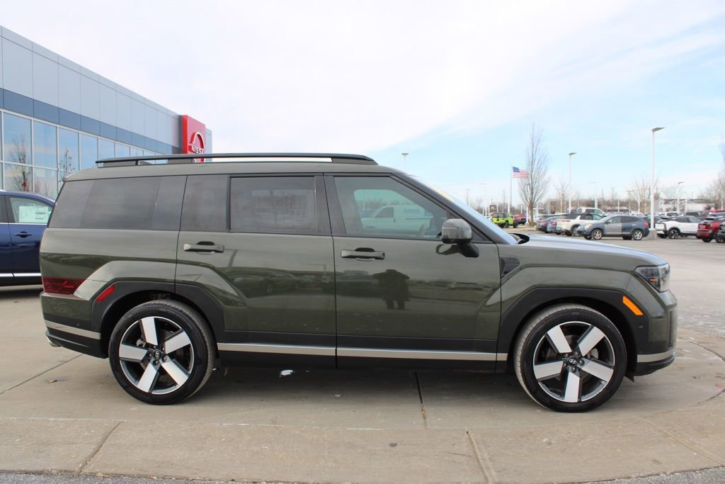 Used 2024 Hyundai Santa Fe Limited image 6