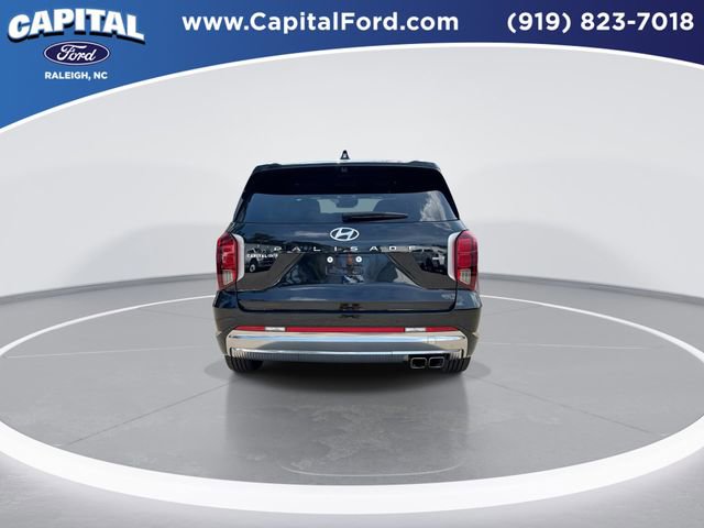 Used 2024 Hyundai Palisade Calligraphy image 7