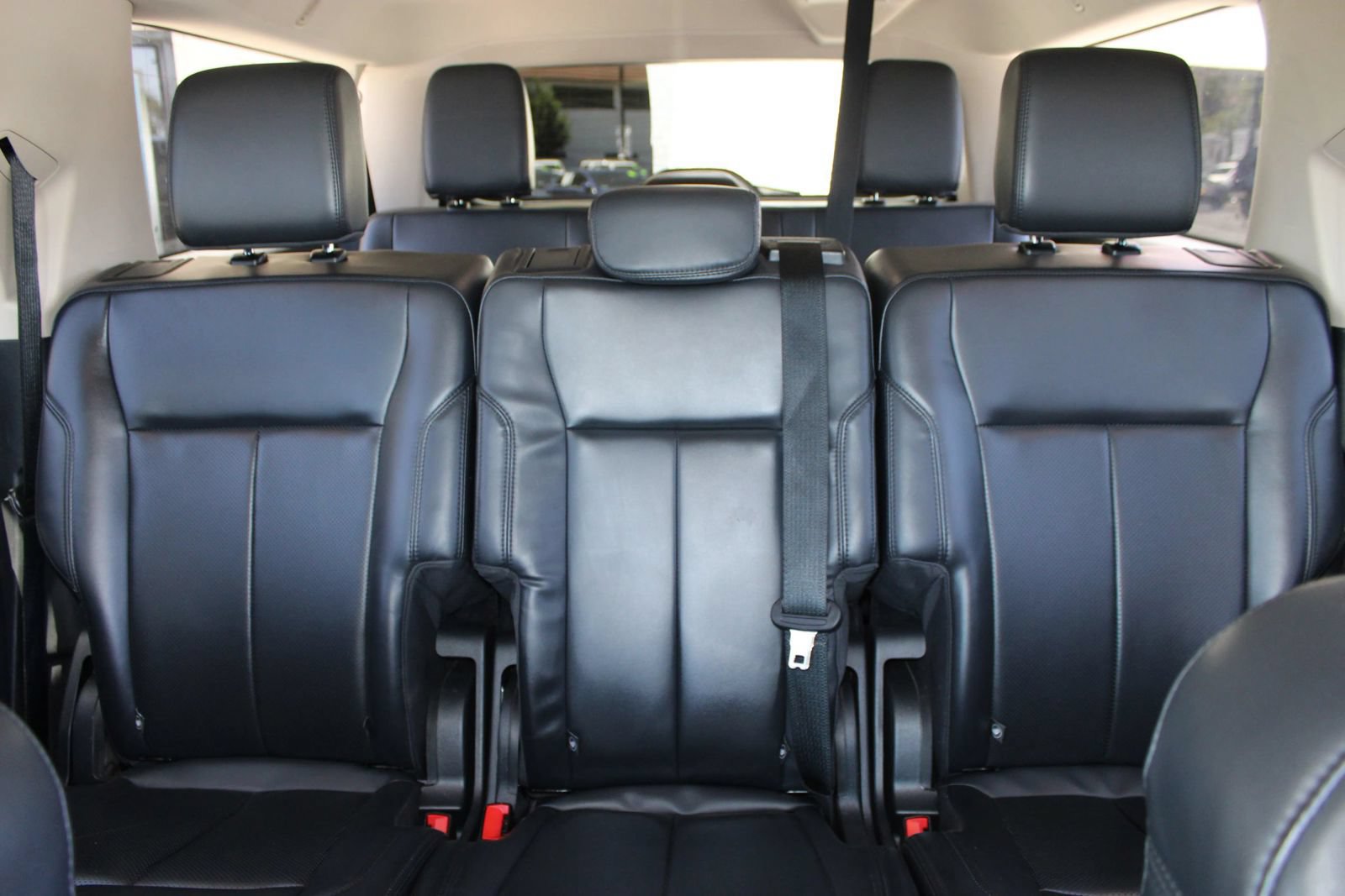 Used 2024 Ford Expedition Max XLT RWD image 11