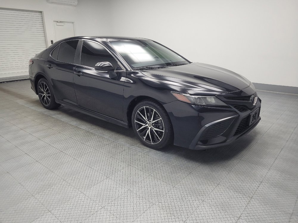 Used 2022 Toyota Camry SE image 11