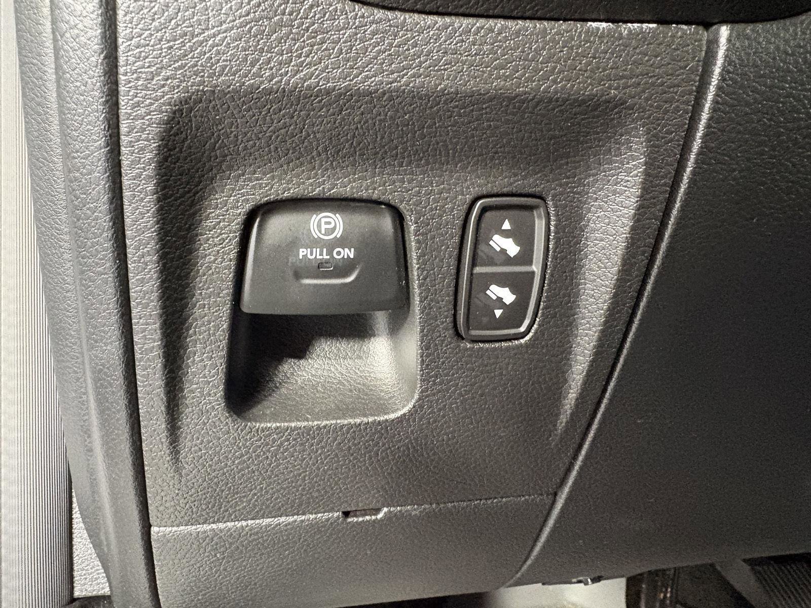 Used 2025 RAM 1500 Big Horn image 26