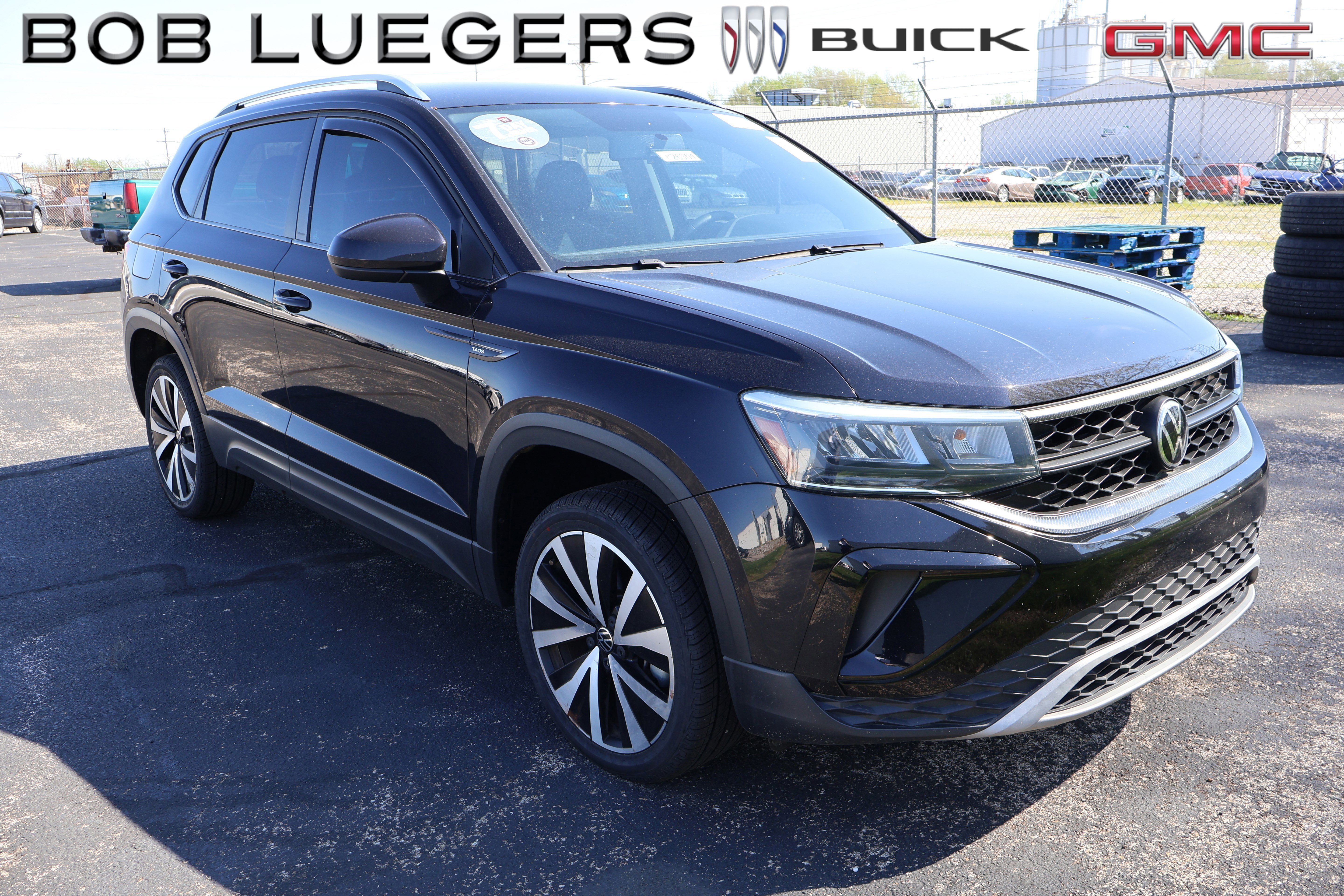 Used 2022 Volkswagen Taos SE