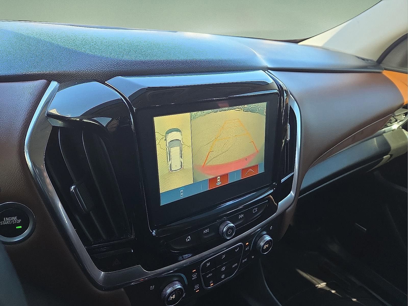 Certified 2018 Chevrolet Traverse High Country image 18