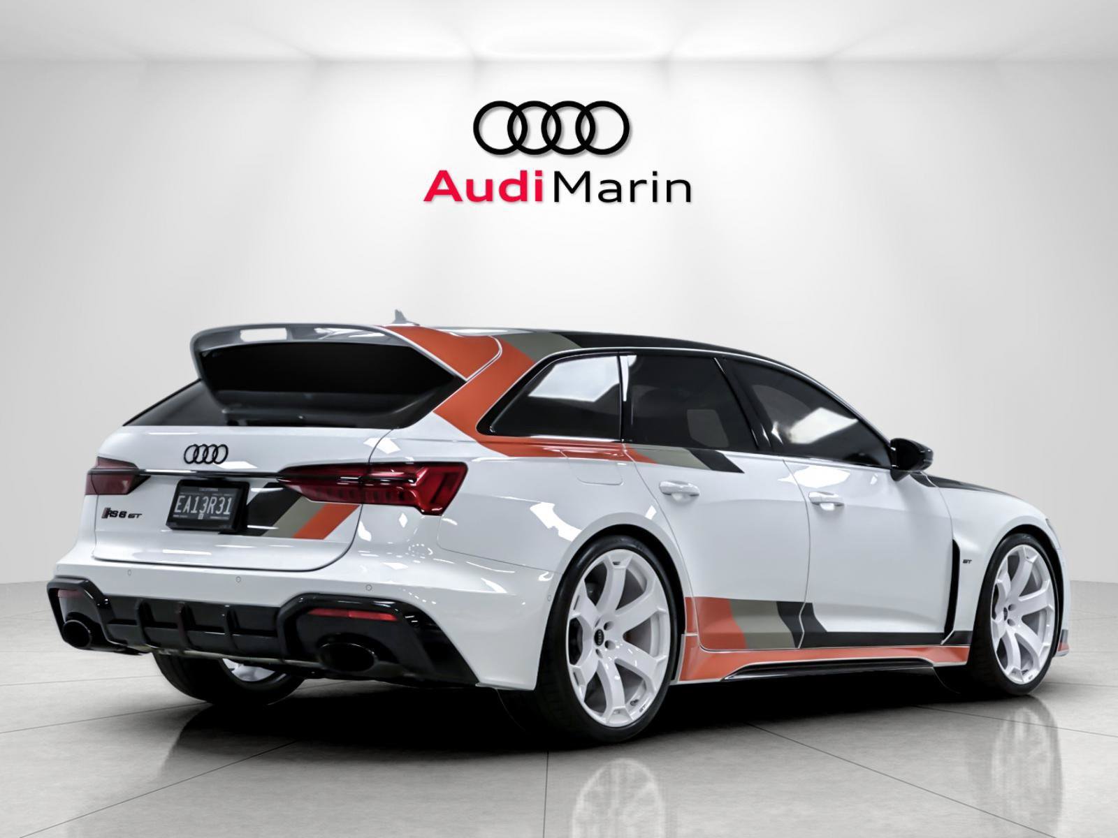 Certified 2025 Audi RS 6 performance AWD/4WD image 5