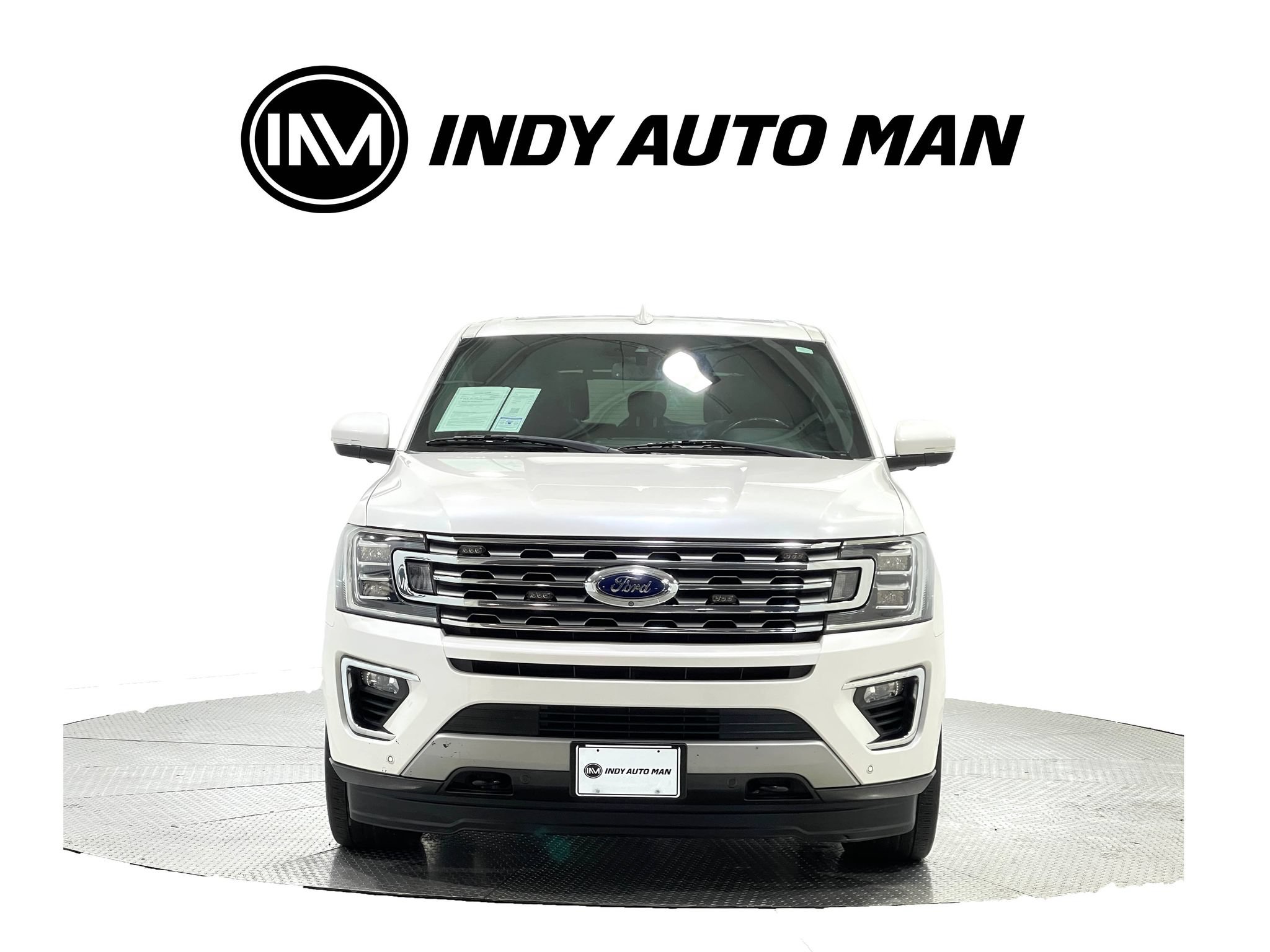 Used 2019 Ford Expedition Limited w/ Equipment Group 302A AWD/4WD image 9