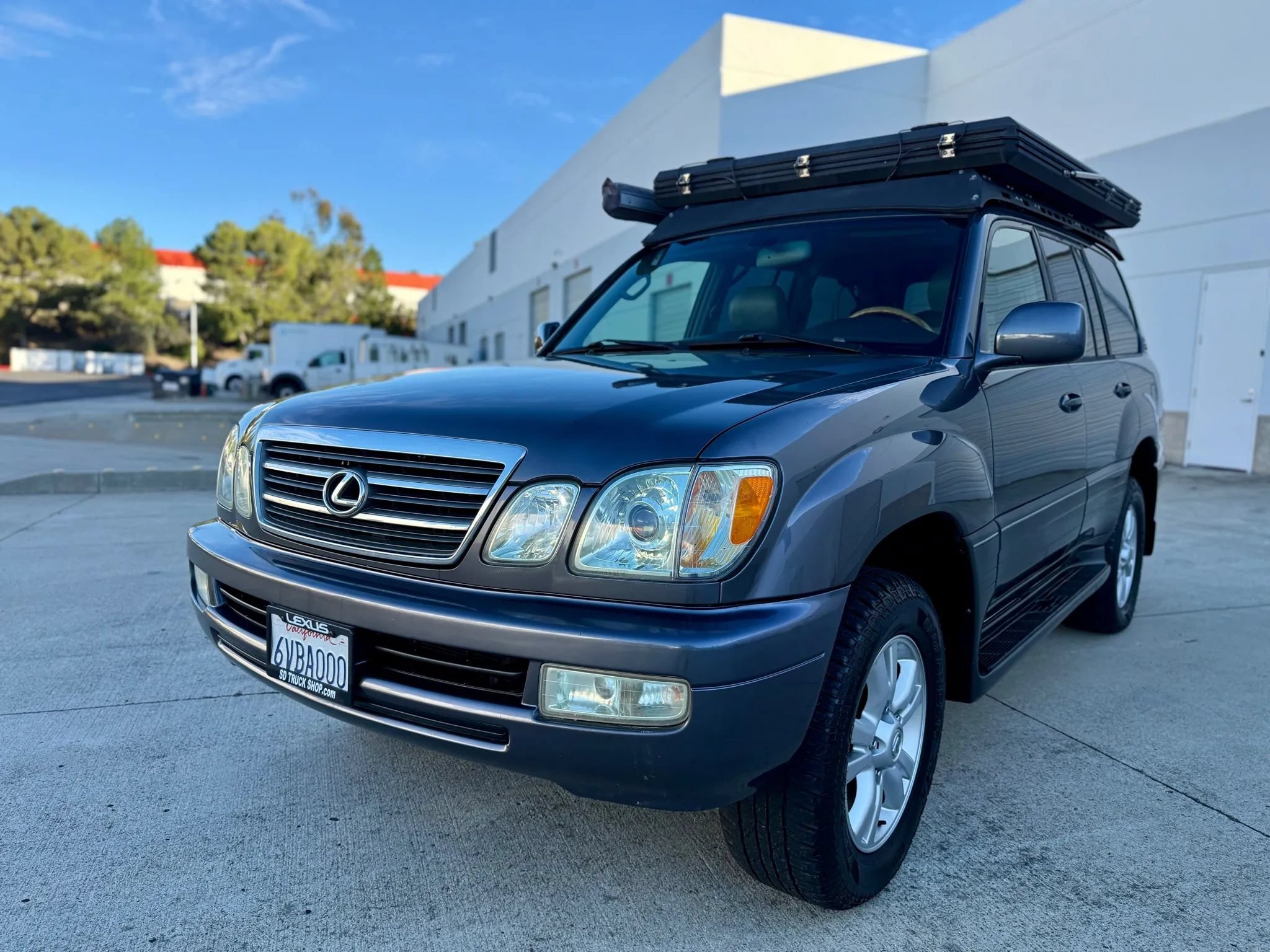 Used 2005 Lexus LX 470 4WD image 6