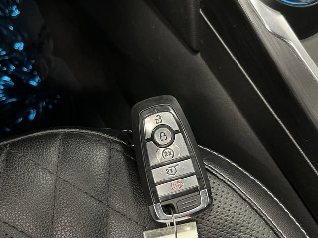 Used 2024 Ford Escape SE w/ PHEV Premium Package image 30