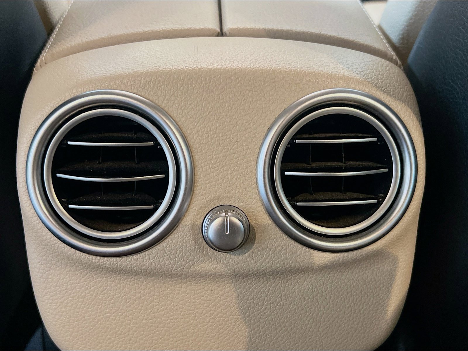 Used 2021 Mercedes-Benz C 300 Sedan image 18