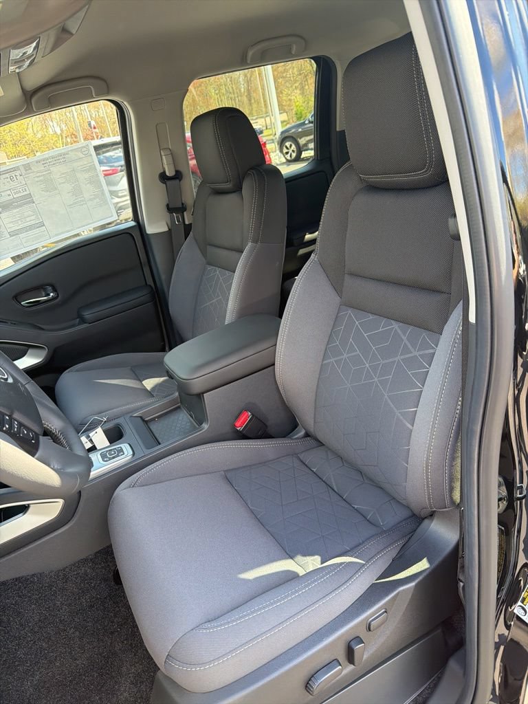 New 2026 Nissan Frontier SV w/ SV Convenience Package AWD/4WD image 17